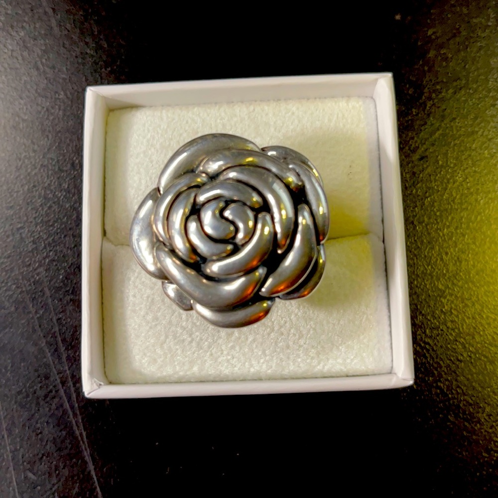 Sterling silver 925